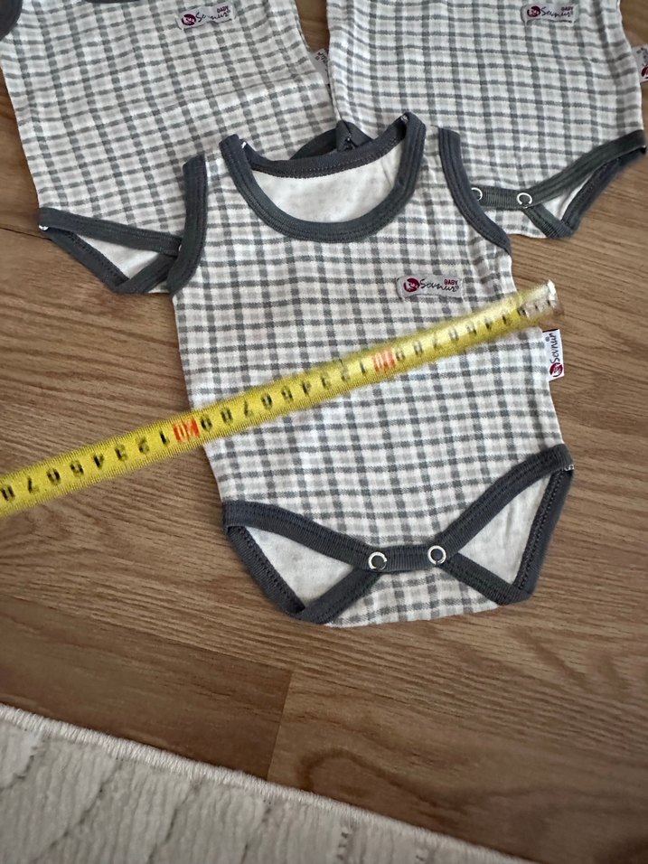 Gri Kareli Pamuklu Askılı Bebek Body - Görsel 3