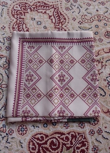 Tafta Eşarp