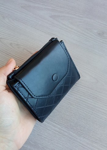 Diğer Fermuarlı Siyah Deri Kadın Cüzdanı