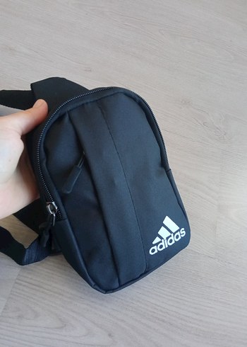 Adidas Siyah Erkek Omuz Çantası Velcro