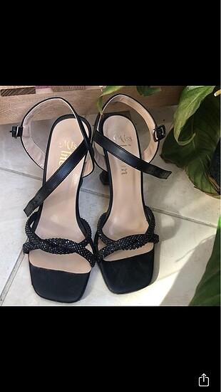 Zara.