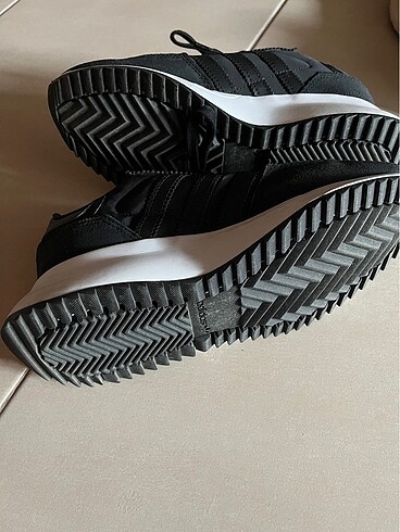 Adidas Bayan spor ayakkabı