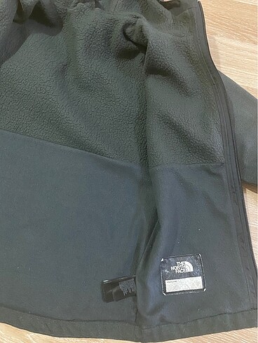 9 Yaş Beden gri Renk The North Face orjinal mont