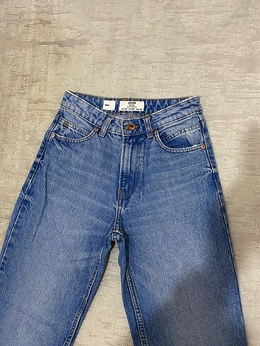 bershka mom jean