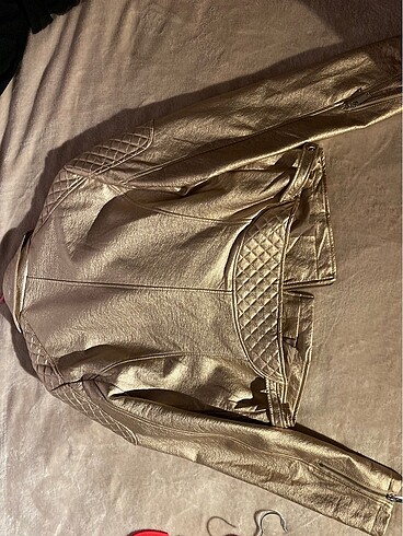 Bershka Gold deri ceket