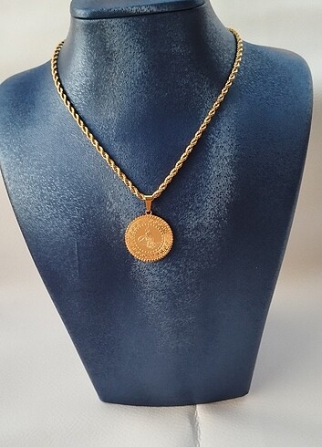 Diğer Çelik gold tuğralı burgu zincir kolye
