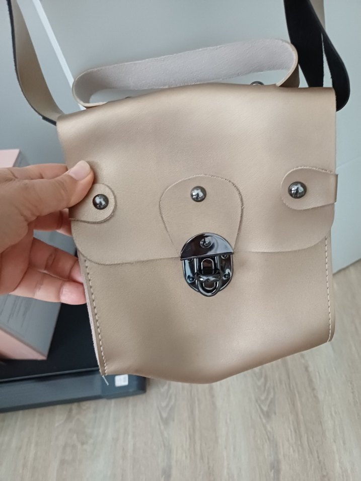 Bej Deri Kadın Çanta Tokalı - Görsel 2