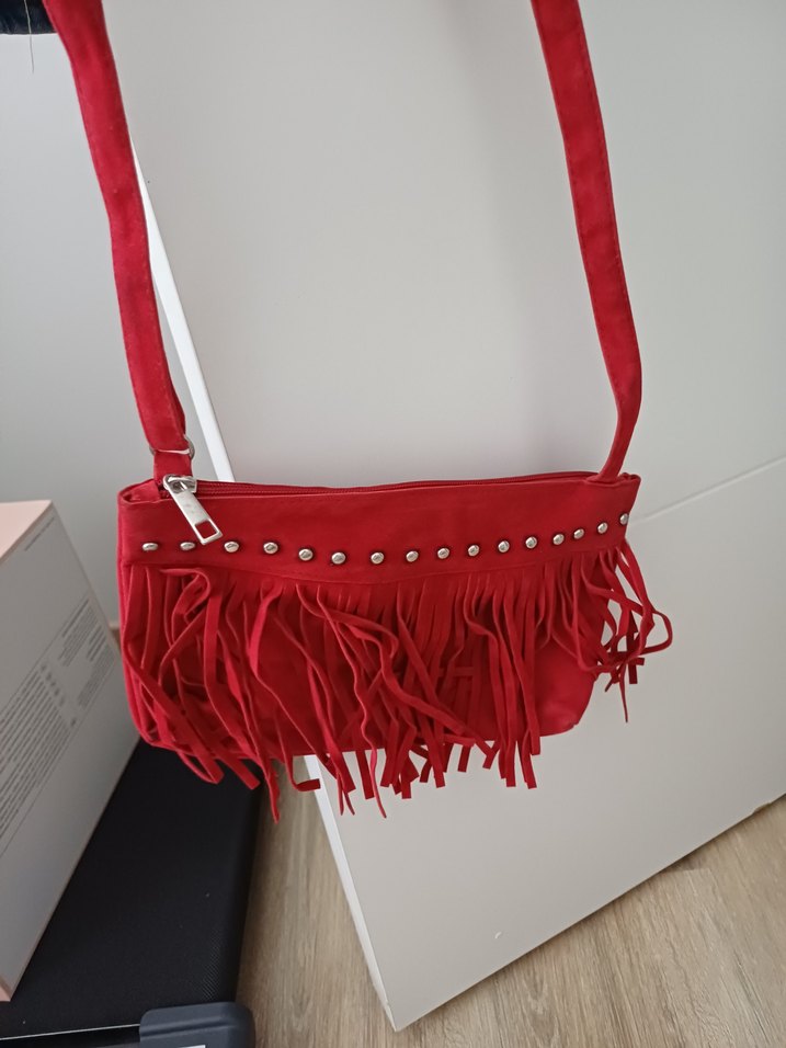 Püsküllü Kırmızı Süet Bohem Çanta - Görsel 2