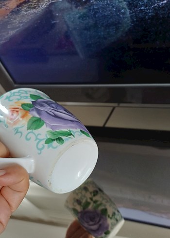 Renkli Mor Gül Desenli Porselen Kupa - Görsel 3