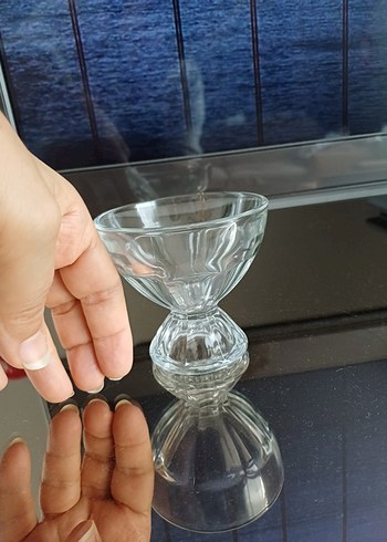 Şık Ayaklı Cam Kase - Görsel 4