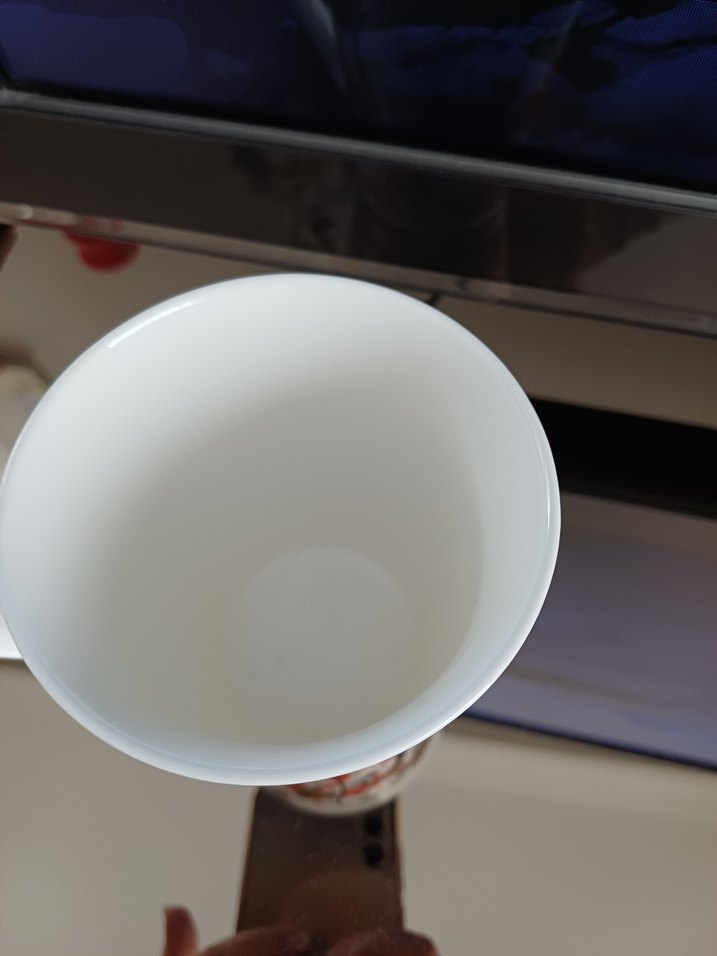 Kelebek ve Çiçek Desenli Beyaz Kupa - Görsel 2