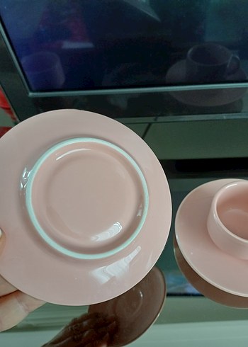 Pastel Pembe Seramik Fincan ve Tabak Seti - Görsel 3