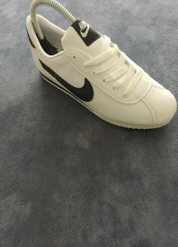 Nike spor ayakkabı 