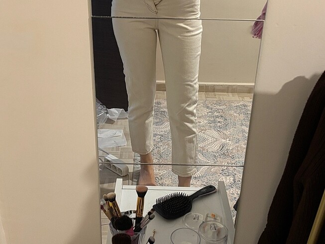 Trendyolmilla Ekru Mom Jeans