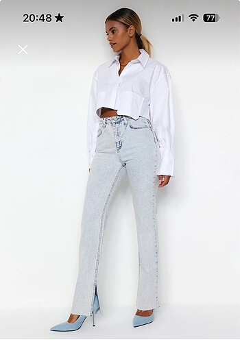 Trendyolmilla Açık Mavi Yırtmaçlı Jeans