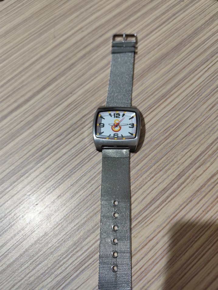 lisanslı Galatasaray saati - Görsel 4