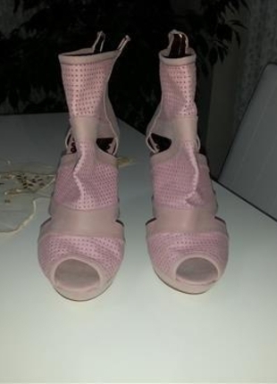 Bambi pudra rengi giyilmemiş 37 numara 