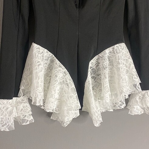 s Beden Dantel bodysuit