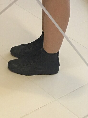 Polaris siyah deri converse