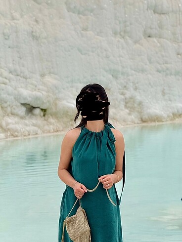 Halter yaka uzun elbise