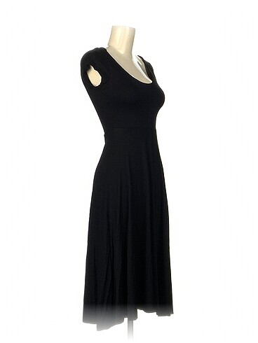 Diğer PreLoved Uzun Elbise %70 İndirimli.