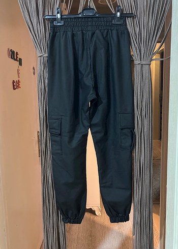Siyah Rahat Kesim Kadın Pantolon - Görsel 2