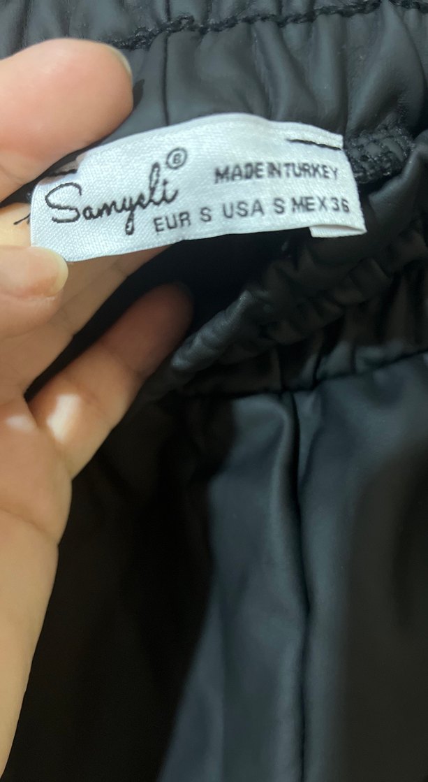 Siyah Rahat Kesim Kadın Pantolon - Görsel 4