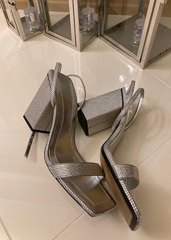 Gri Taşlı Topuklu Kadın Ayakkabı - Görsel 6
