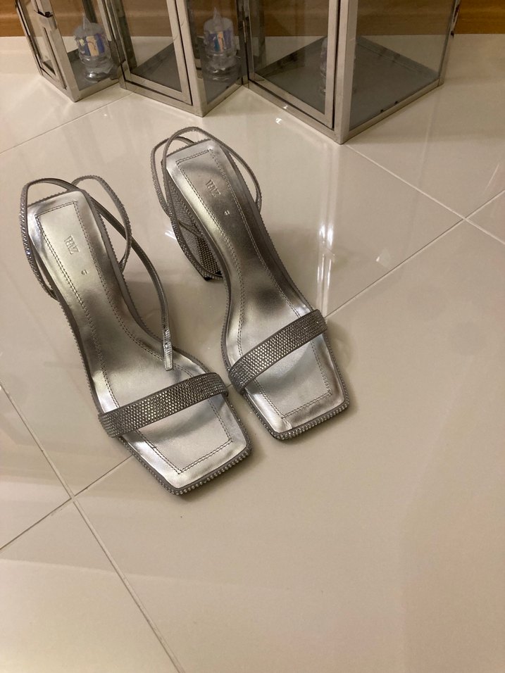 Gri Taşlı Topuklu Kadın Ayakkabı - Görsel 3