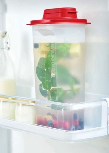 Tupperware Kırmızı Kapaklı Çok Amaçlı Sürahi 2L - Görsel 2