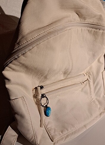 Mavi Jeans beyaz deri sırt çantası 