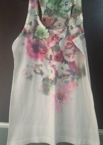 Drapeli Beyaz Batik Desenli Bluz