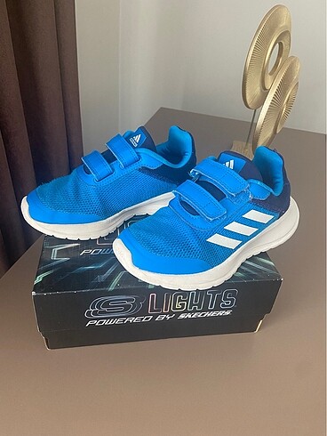 30 Beden Adidas çocuk ayakkabı