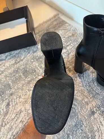 39 Beden Zara kalın topuk bot