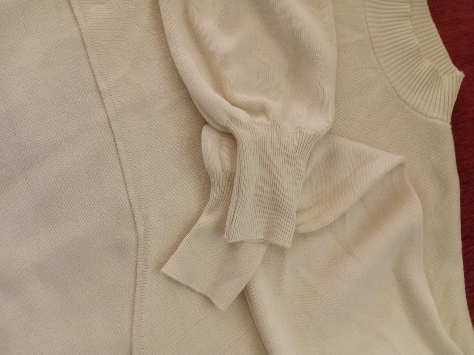 Bisiklet yaka,bol dökümlü yün kazak.Kullanılmadı. - Görsel 4