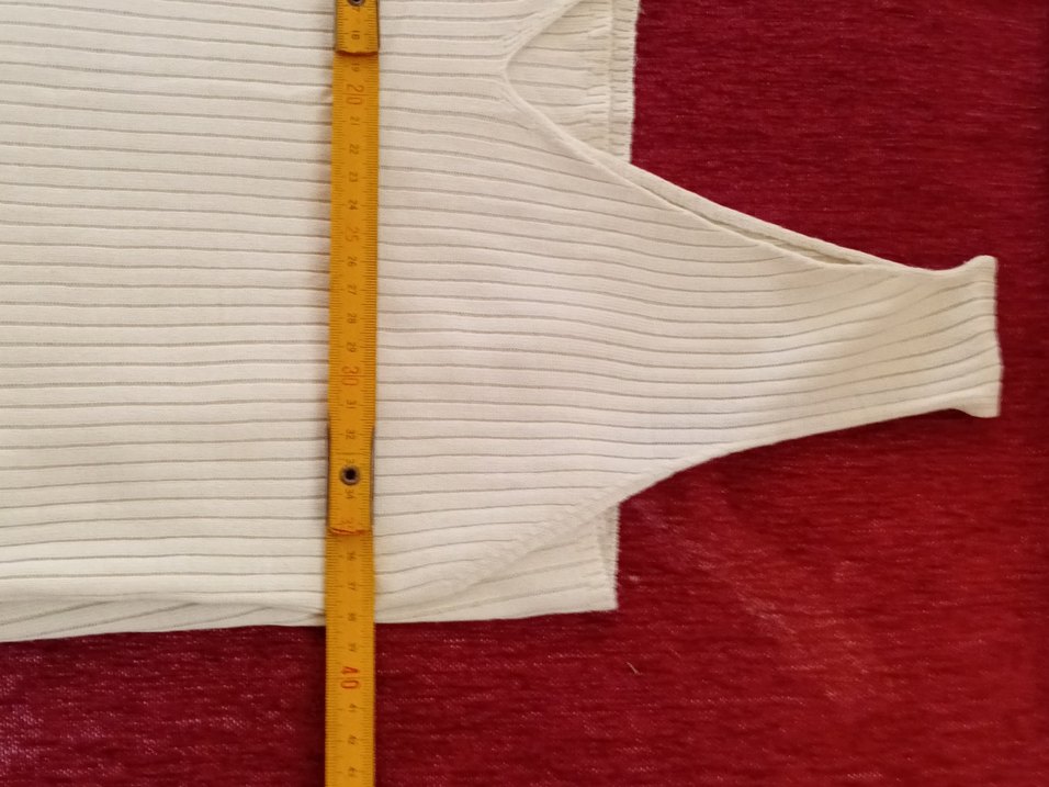 Beyaz V Yakalı Kadın Örme elbise. - Görsel 3