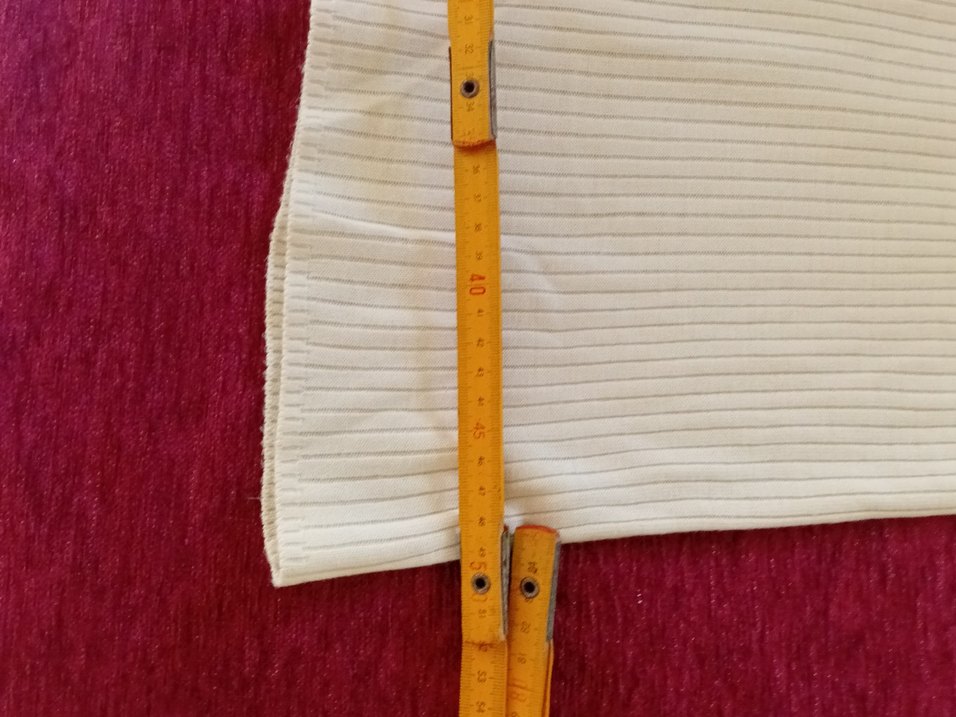 Beyaz V Yakalı Kadın Örme elbise. - Görsel 5