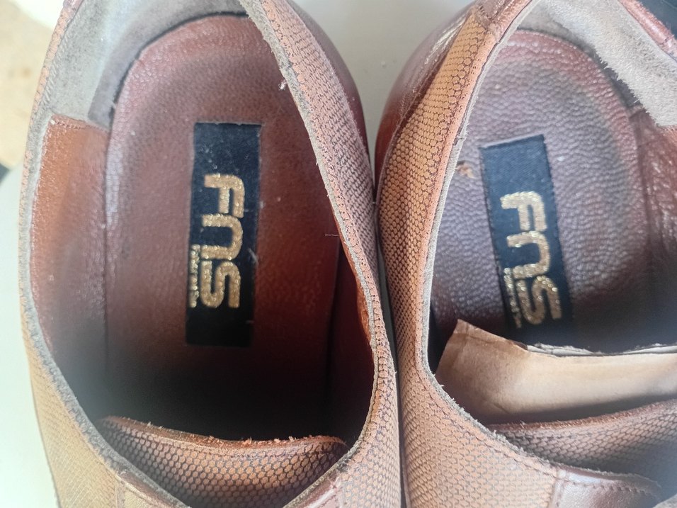 Hakiki kösele ve deri ayakkabı - Görsel 3