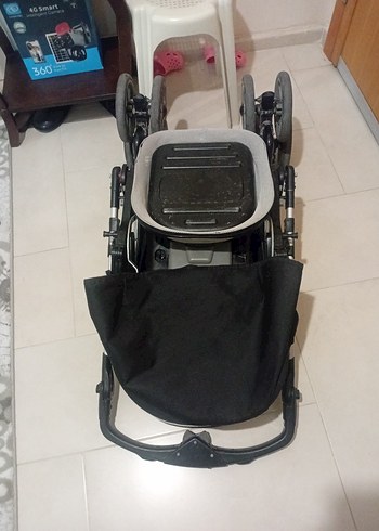 Siyah Bebek Arabası - Görsel 10