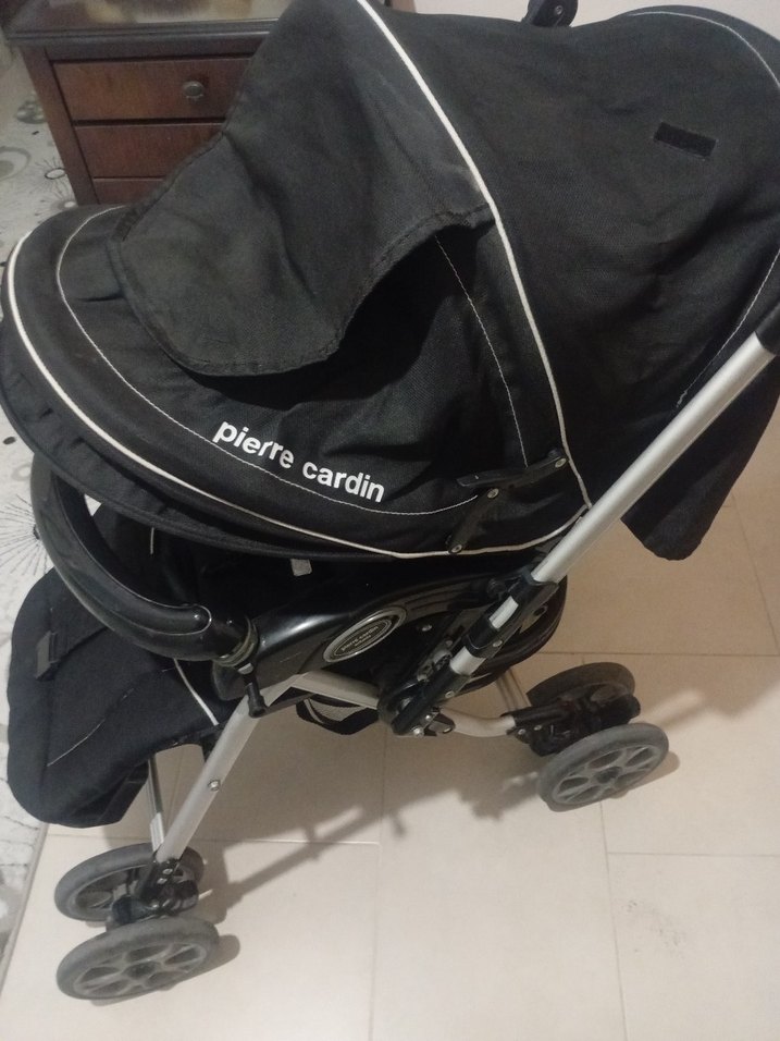 Siyah Bebek Arabası - Görsel 5