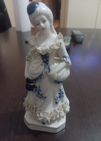 Porselen,Dantel Detaylı Kadın biblo - Görsel 2