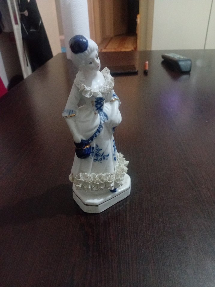 Porselen,Dantel Detaylı Kadın biblo - Görsel 4