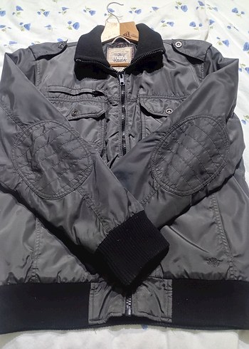 Gri Dayanıklı ve Fonksiyonel Erkek mont Mavi marka L beden - Görsel 2