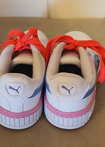Kız Çocuk Beyaz Renkli Çizgili Spor Ayakkabı puma 32 numara - Görsel 4