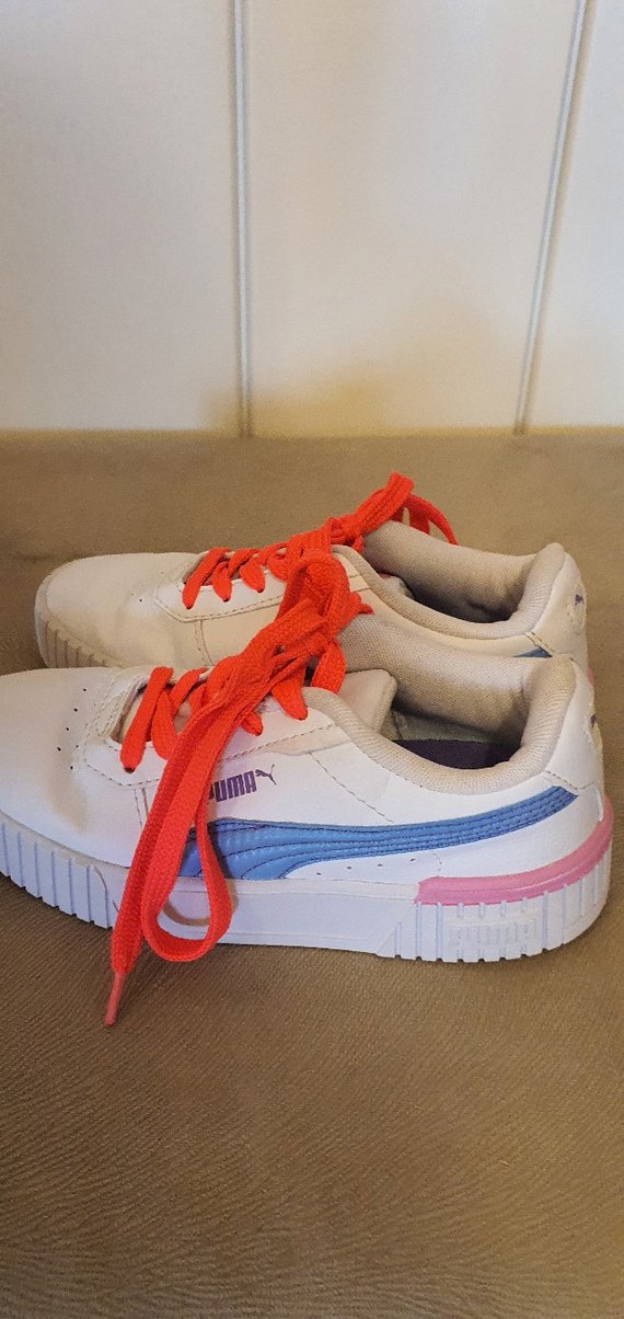 Kız Çocuk Beyaz Renkli Çizgili Spor Ayakkabı puma 32 numara - Görsel 2