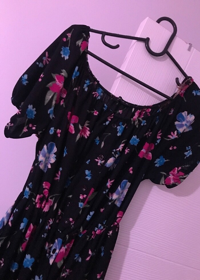 Çiçekli elbise - Görsel 2