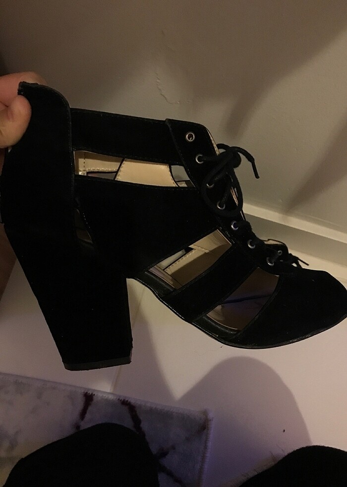 Topuklu ayakkabı - Görsel 3