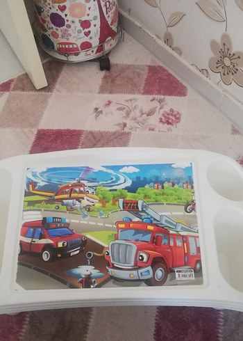 Beden Beyaz plastik ders çalışma masası