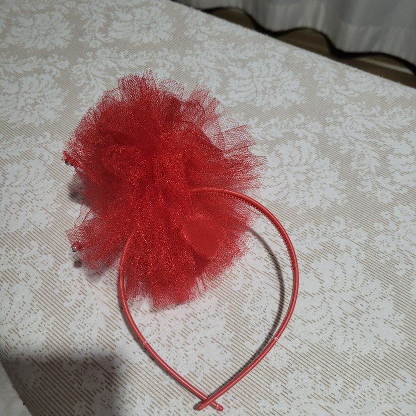 Kırmızı Tüllü ve Taşlı Çocuk Taç - Görsel 3