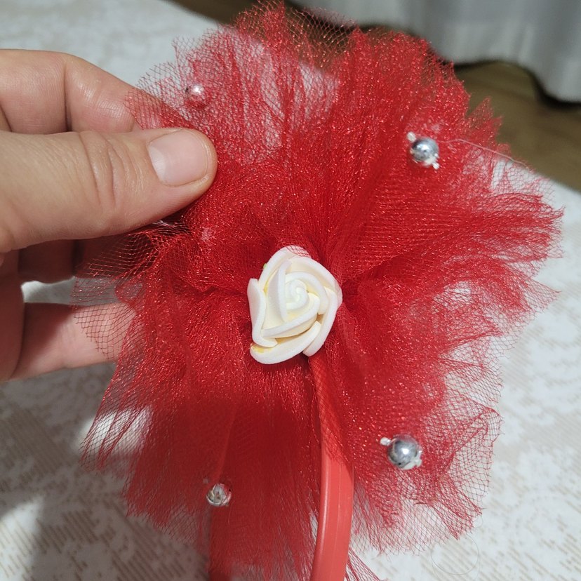 Kırmızı Tüllü ve Taşlı Çocuk Taç - Görsel 2